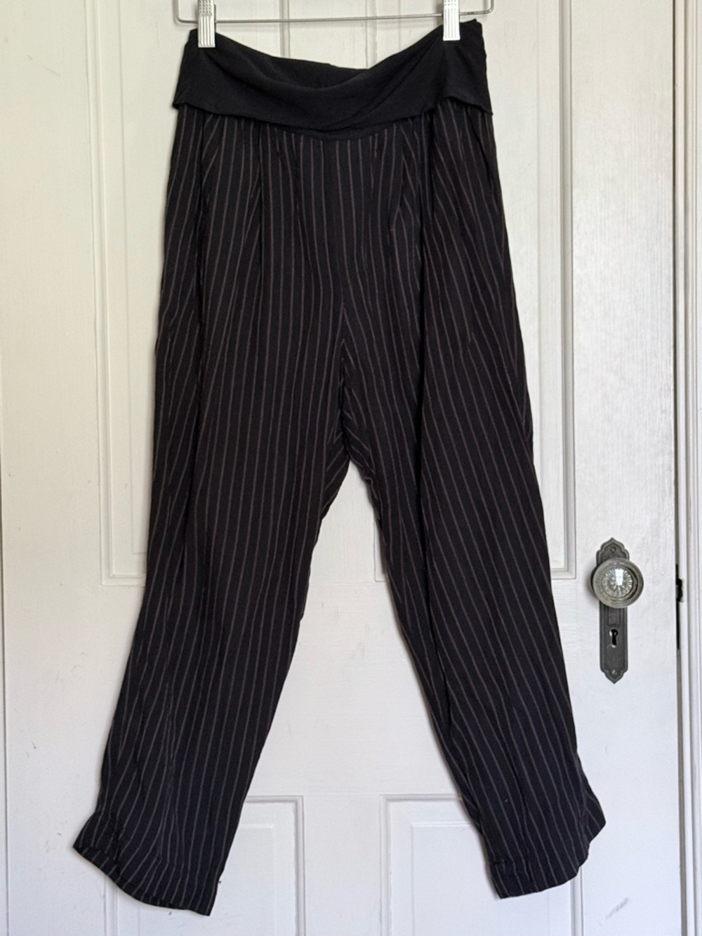 Anthropologie Hei Hei fold over pants.